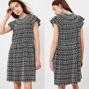 Loft Black White Eyelet Smocked Yoke Cap Sleeve Swing Dress Size SP NEW